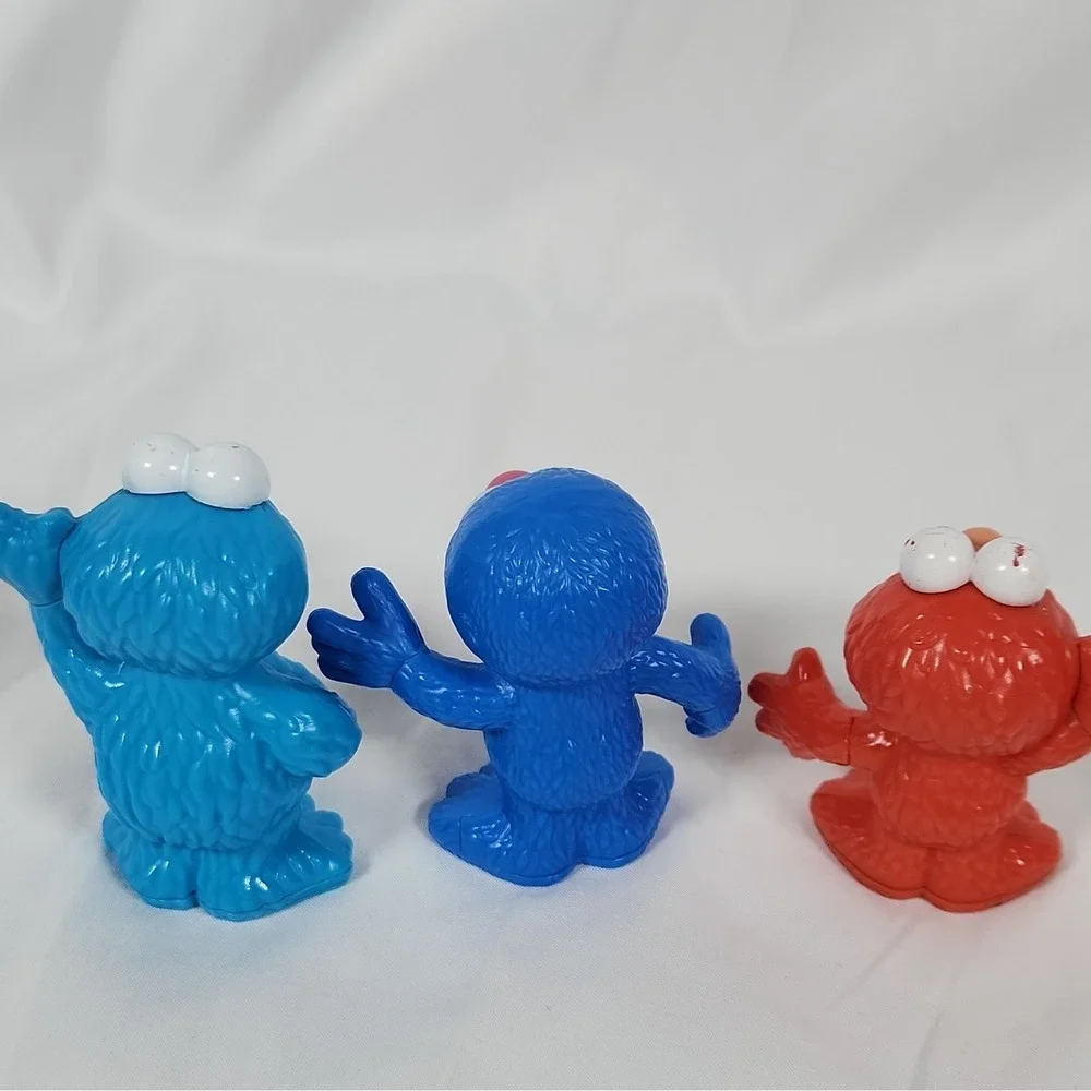 Hasbro mcdonald sesame